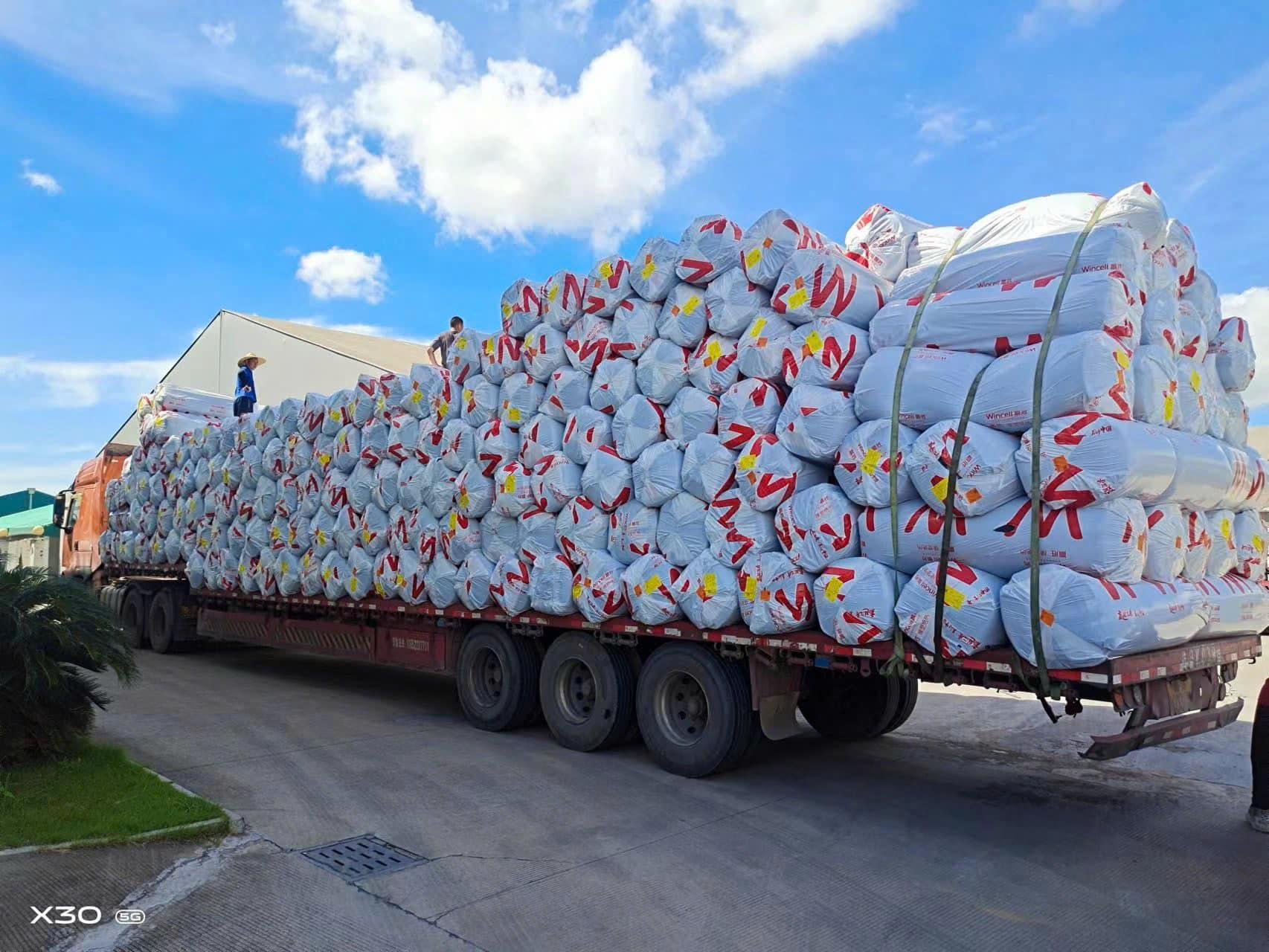 van chuyen trung viet